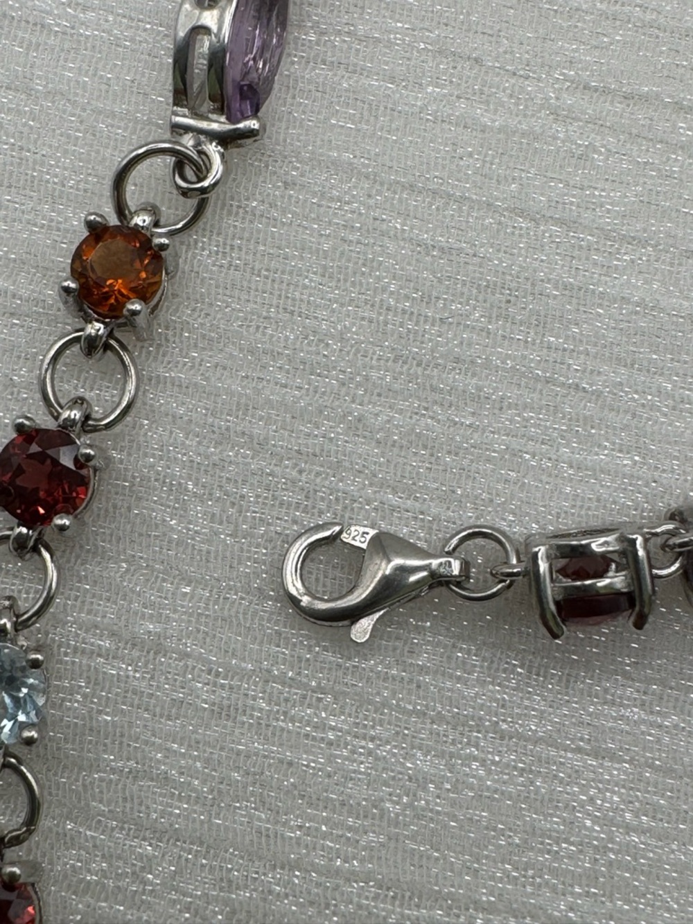 #B14 Jewel Box Bracelet (S925) - Picture 3 of 3